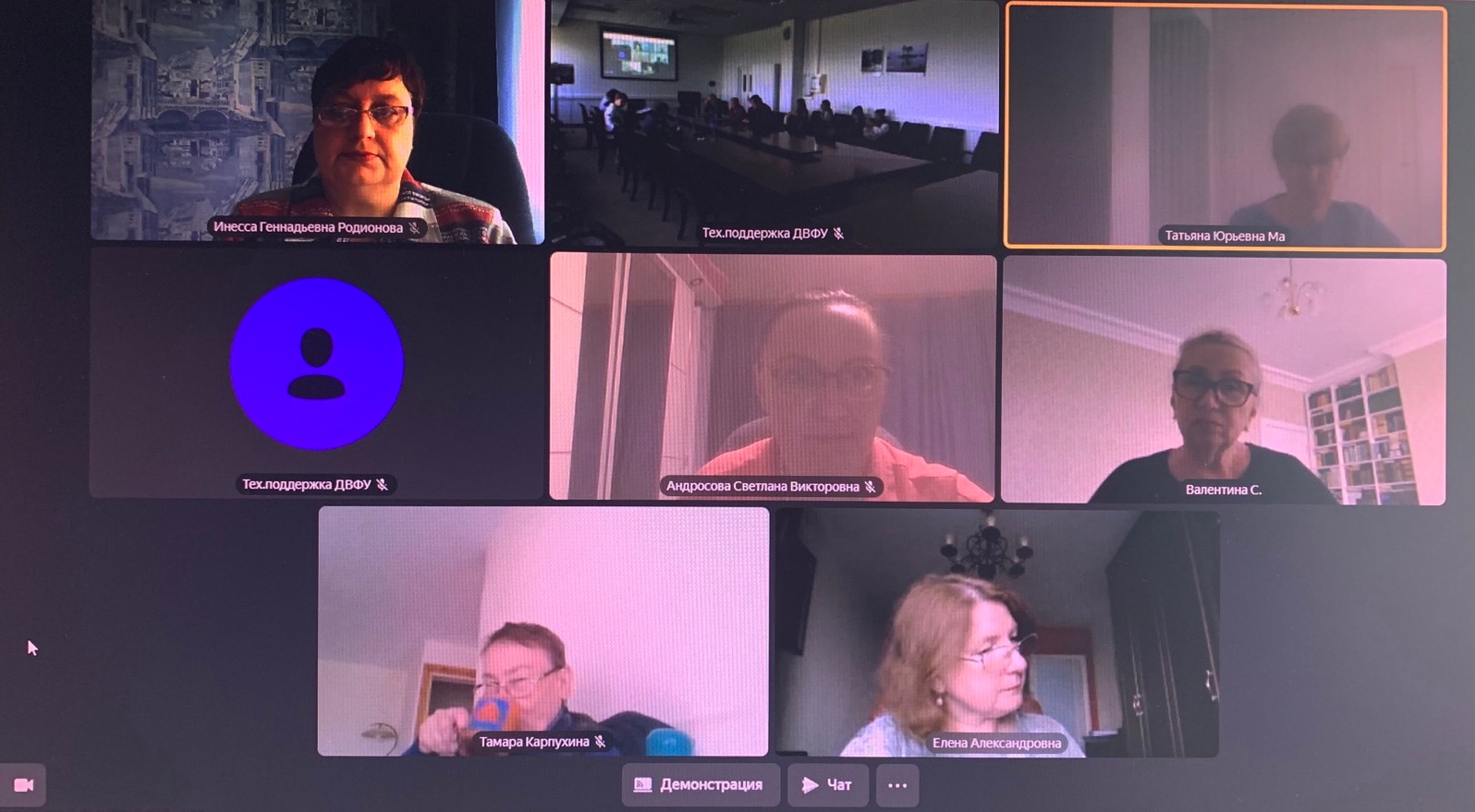 Зав. кафедрой «Русский язык и методика преподавания русского языка» И. Г. Родионова выступила оппонентом
кандидатской диссертации